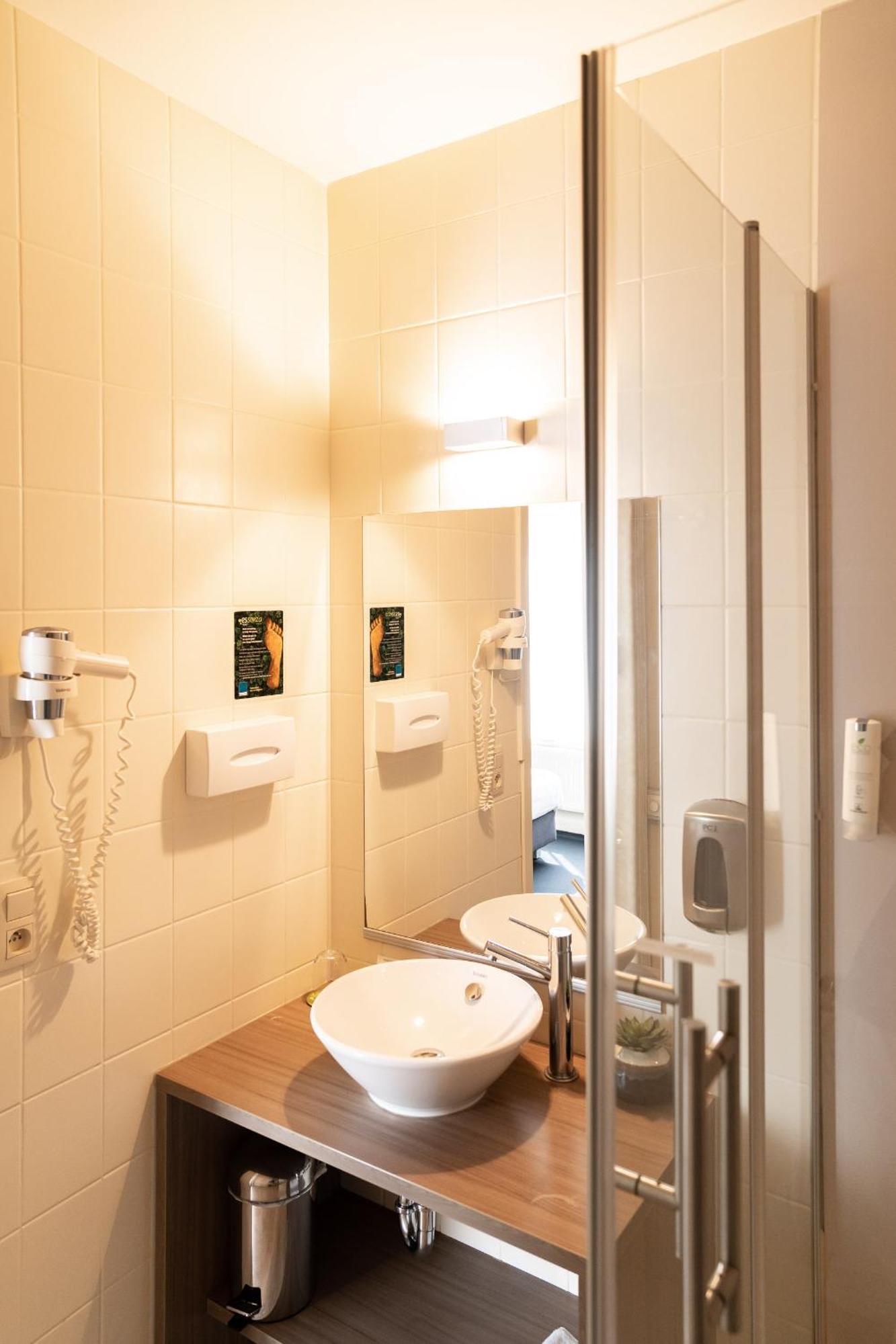 Hotel Essenza Puurs Luaran gambar